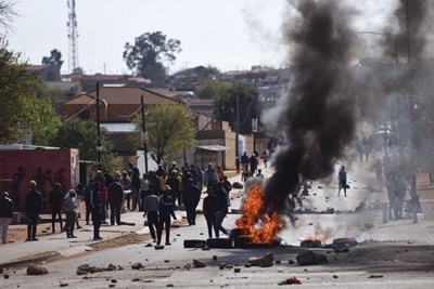One person dies during Kagiso shutdown 