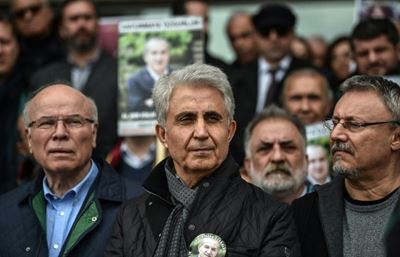 Turkish cartoonist wins press freedom prize