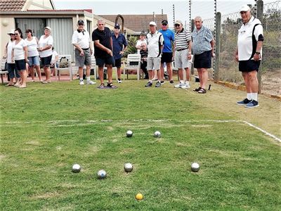 Kom speel 'petanque'