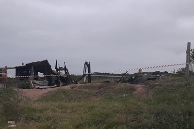 Vrou sterf in brand