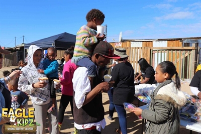 Eagle Kidz se kinders help