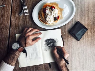 One thousand drawings for art education