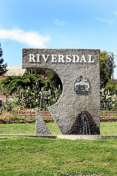 Optog oor behuising in Riversdal