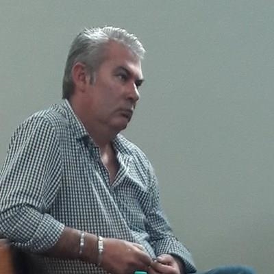 George-tandarts pleit skuldig op minagting van die hof