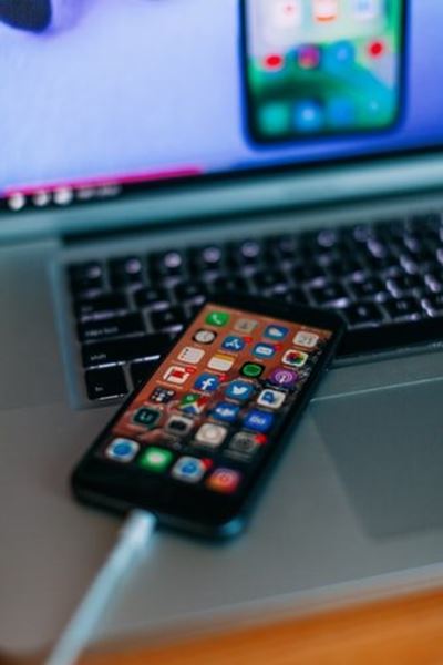 Sosiale media: Facebook-slenters