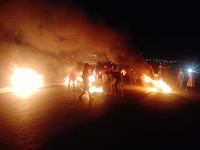 Vergadering op Uniondale om situasie op te los