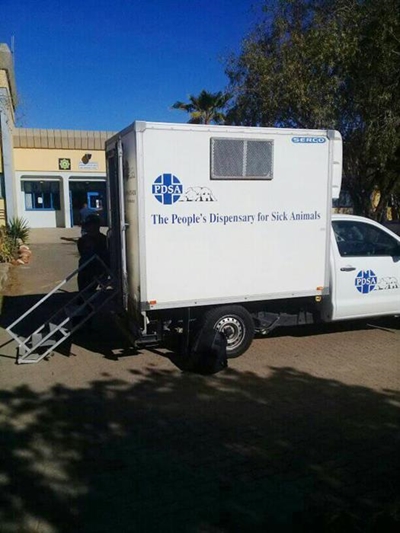 Diere-dienste dalk opgeskort na roof