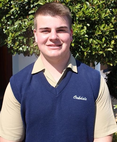 Oakdale se Karlo 'n redenaar van formaat