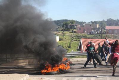 Parents and learners demand transport