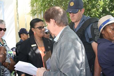 Residents tired of 'poor service'