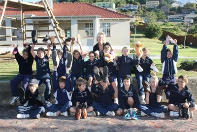Shoes for Knysna's poor