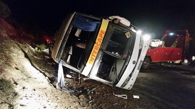 Busbesturder in hof na 10 sterf