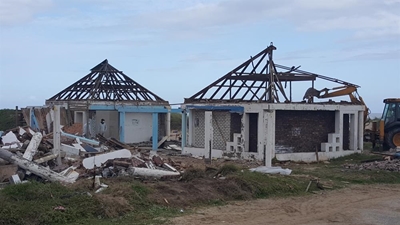 The end of Buffalo Bay Backpackers