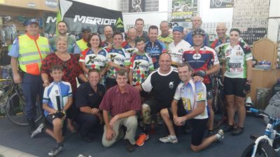 Hero cyclists visit town
