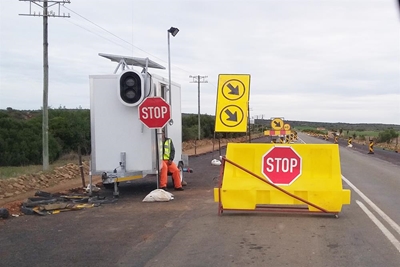 Second stop-and-go on Stilbaai road