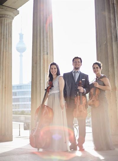 Brandenburg Stryktrio speel in George op 6 Mei