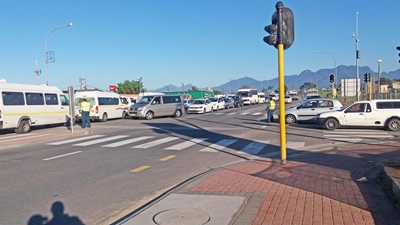 Thembalethu traffic a nightmare