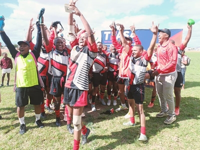 Hampshires wen die Paasnaweek-rugbytoernooi