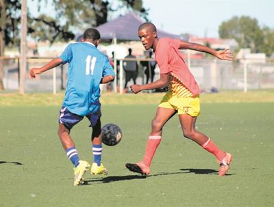 Oriented Birds stay in title hunt 