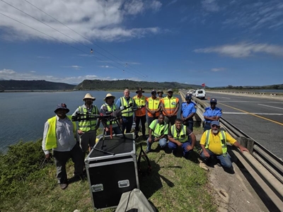 Garden Route flamingos protected through warning lights