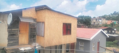 Conflicting orders spark questions in Knysna housing case