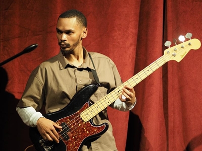 Jazz that moves: Ramon Alexander Trio