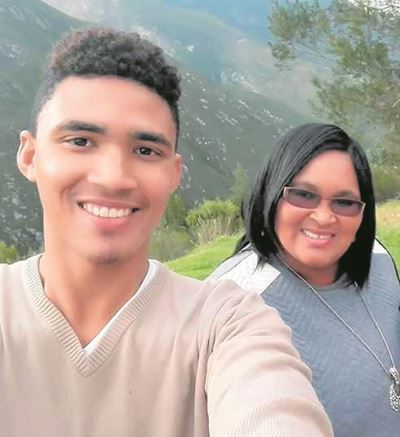 Oudtshoorn-onderwyser veg teen kanker in Viëtnam – familie wil hom huis toe te bring