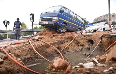 ‘Even a fool can get a permit and go and kill people’: Common causes of taxi accidents in SA explained