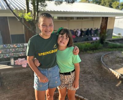 Hoekwil Primary goes green for Hayley