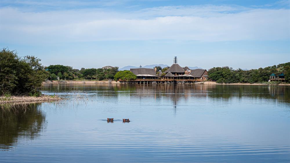 Buffelsdrift Game Lodge is the Best of Oudtshoorn & Klein Karoo