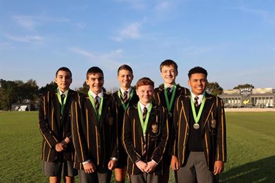 Drie Kwagga-spanne deur na Wes-Kaapse Topskole-skaaktoernooi
