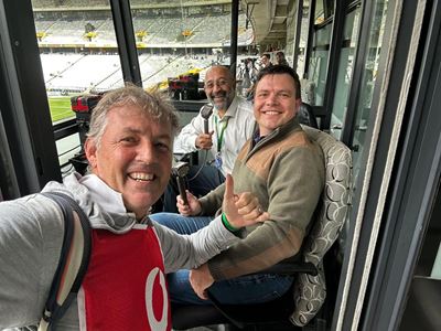 Bekende sportfotograaf sterf tussen die branders wat hy so liefgehad het