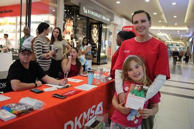 Lifesaving swabs for Alba Overbeeke: Stem cell registration drive 