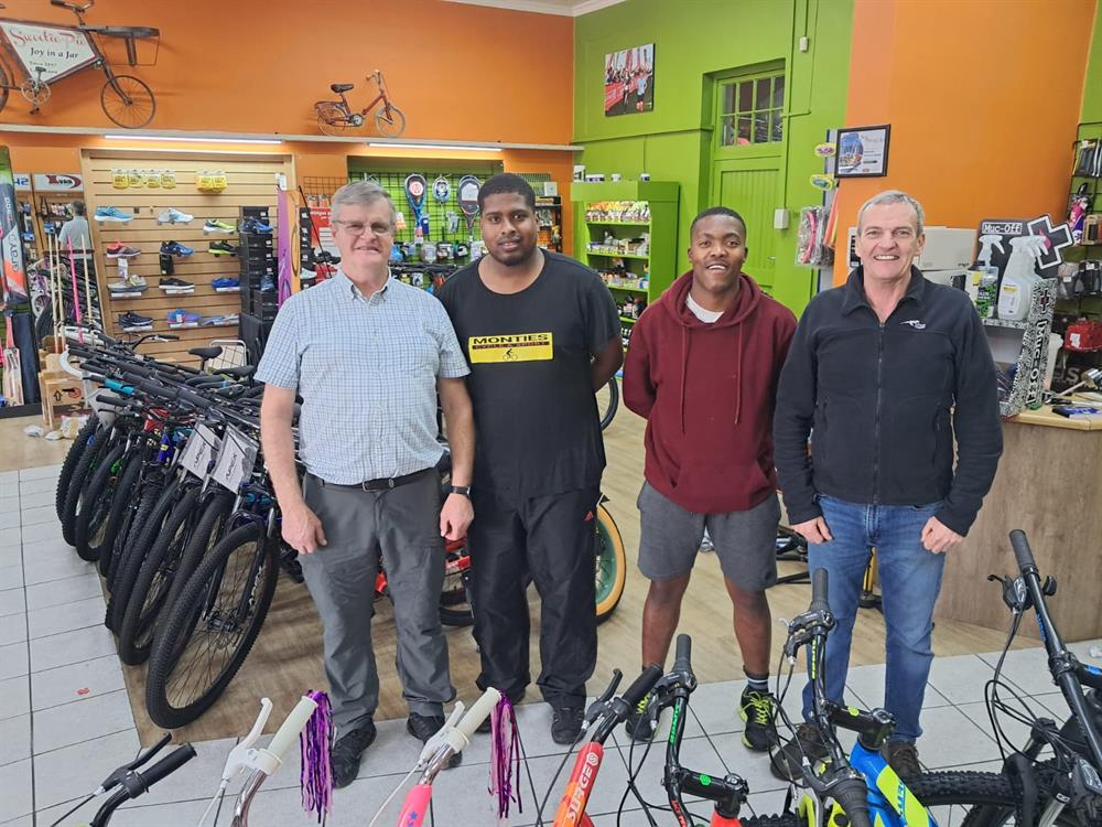 Monties Cycles and Sport wins the Best of Mossel Bay