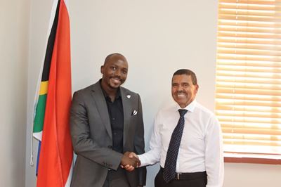 Chris Nissen pays courtesy visit to Knysna Municipality