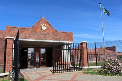 Teens to go to trial for Da Gamaskop police axe attack