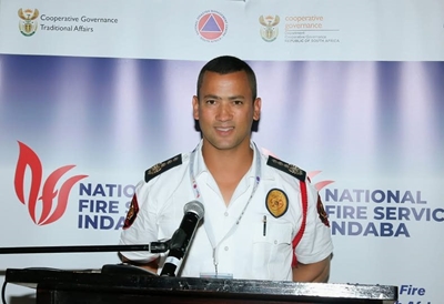 Who pays for fighting veld fires?