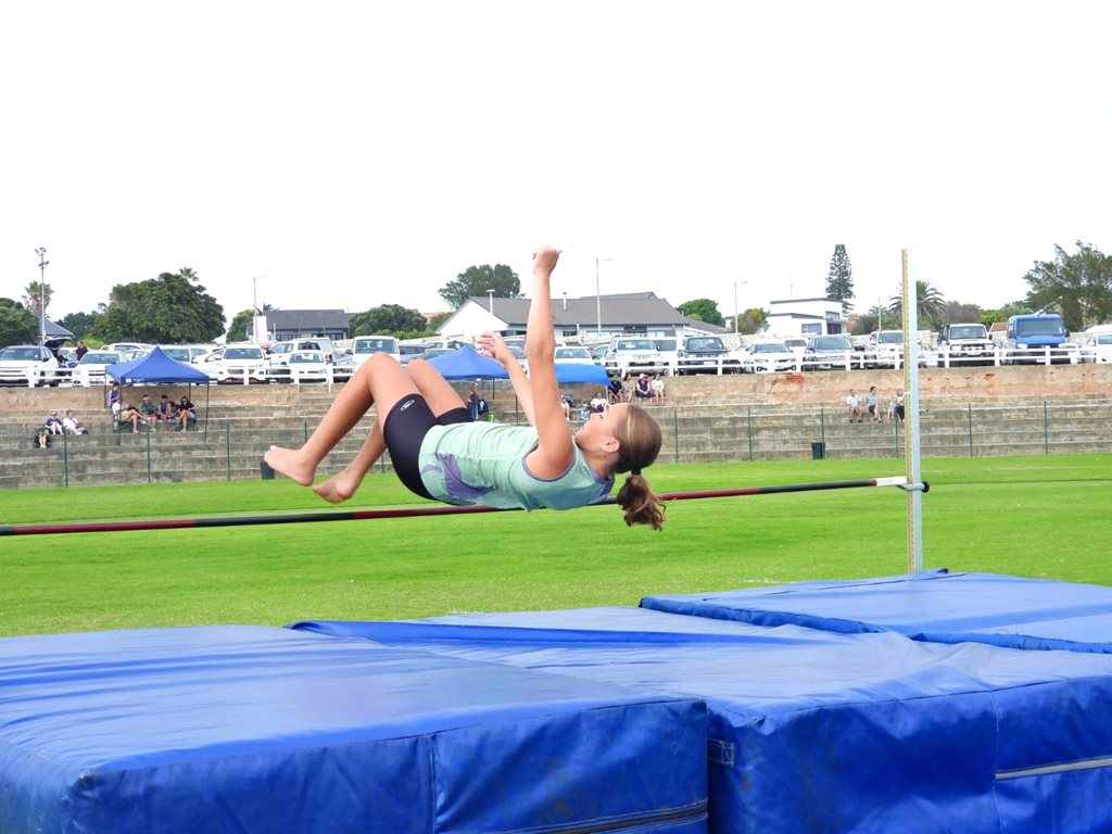 Só lyk Mosselbaai se hoërskoolatlete in aksie