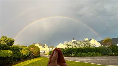 Donsskimmelweer in George, en ’n stuitige reënboog