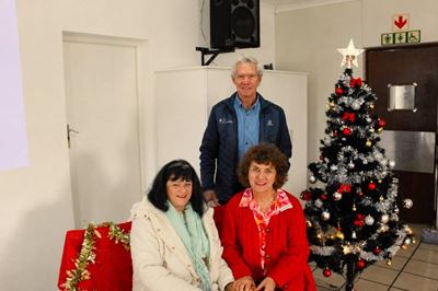 Kersfeesgees vul VLV se Julie-byeenkoms