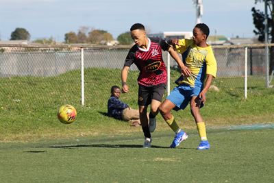Silver Stars shine to close gap on league leaders