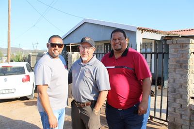 Oudtshoorn pigeon enthusiast competes in Birmingham Rollers World Championship finals