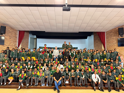 Hoërskool Sao Bras se klas van 2001 ploeg terug in 2026 se matrieks