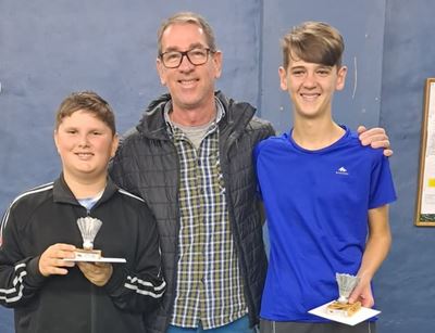 Twee silwermedaljes vir jong pluimbalspeler van Oudtshoorn