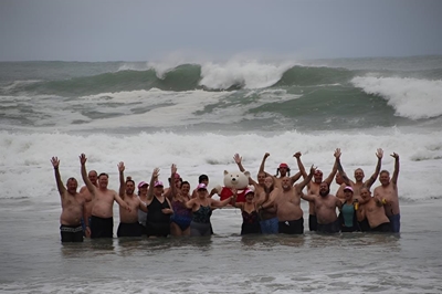 Vic Bay to host icy plunge