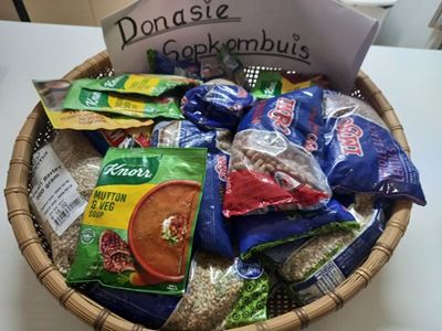 VLV skenk sopbestanddele om Gee Hoop se potte aan die kook te hou 