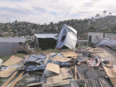 Bongani crash leaves home uninhabitable