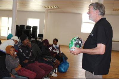 Spel, sop en ondersteuning vir Jansenville se kinders