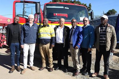 Double boost for Rheenendal: New e-Centre and fire engines unveiled