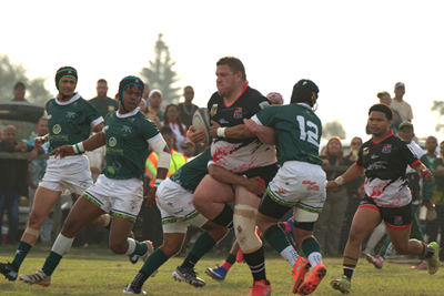 Taai stryd tussen Groot-Brak en Evergreens